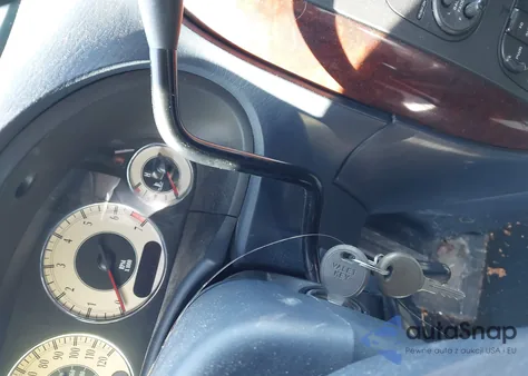 2001 Chrysler Town & Country Lxi z USA, uszkodzony, nr VIN 2C4GP54L21R296268